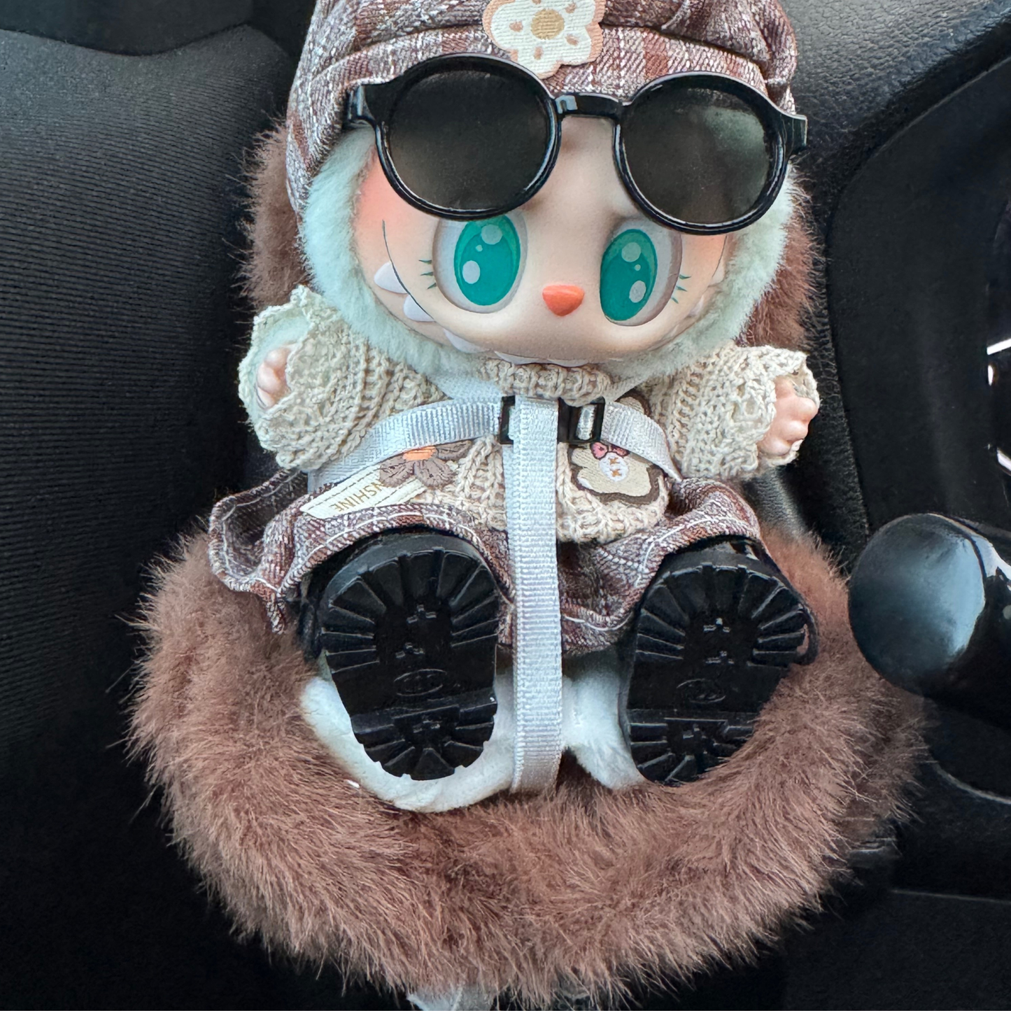 Labubu mini–Car Seat with vent clip